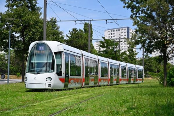 Tramway Lyon : Modification de la signalisation ferroviaire pour le déploiement des rames 43m sur T1 et T2 à Lyon